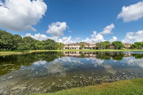 3501 Lakeside Drive Davie FL 33328