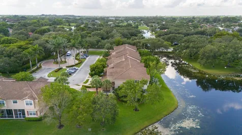 3501 Lakeside Drive Davie FL 33328