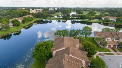 3501 Lakeside Drive Davie FL 33328