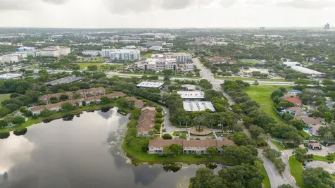 3501 Lakeside Drive Davie FL 33328