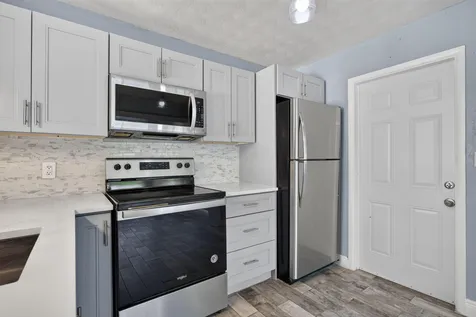 2811 NE 9th Terrace Pompano Beach FL 33064