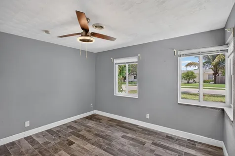 2811 NE 9th Terrace Pompano Beach FL 33064