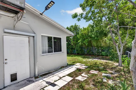 2811 NE 9th Terrace Pompano Beach FL 33064