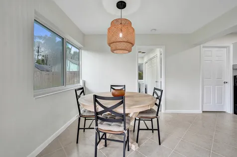 4521 NE 2nd Avenue Oakland Park FL 33334