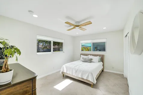 4521 NE 2nd Avenue Oakland Park FL 33334