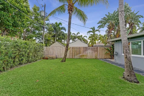 4521 NE 2nd Avenue Oakland Park FL 33334