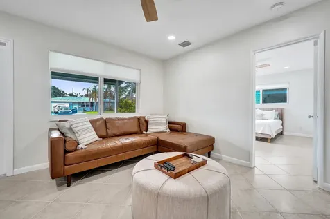 4521 NE 2nd Avenue Oakland Park FL 33334