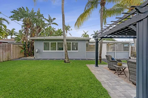 4521 NE 2nd Avenue Oakland Park FL 33334