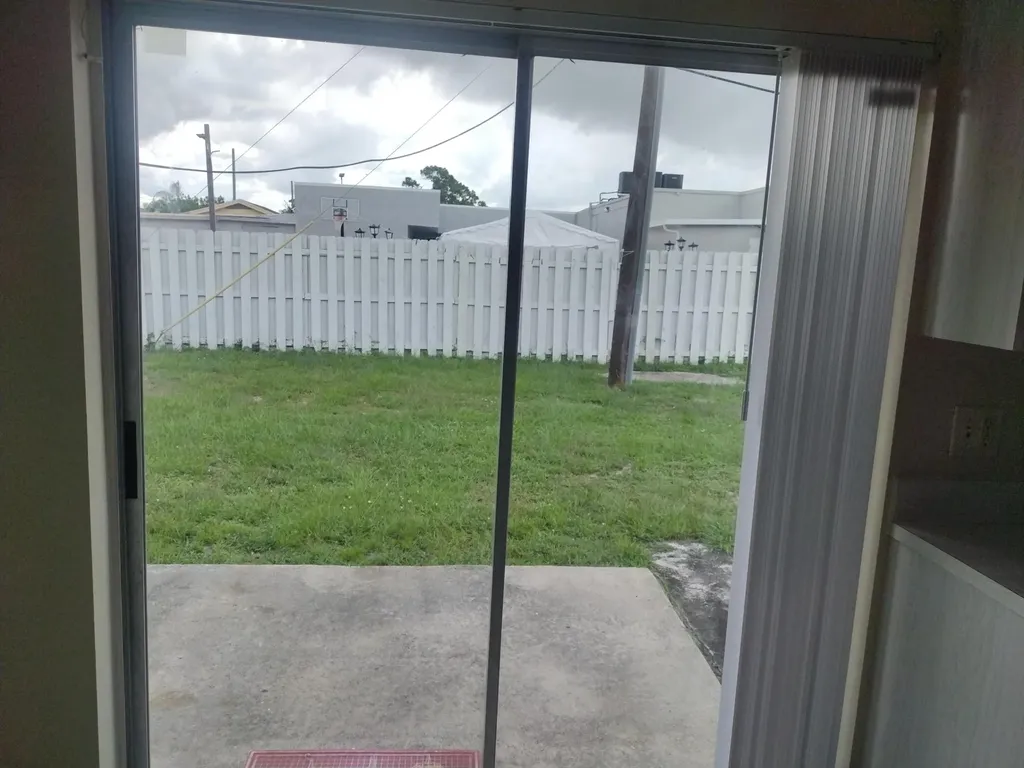 2891 Gulfstream Road Palm Springs FL 33461
