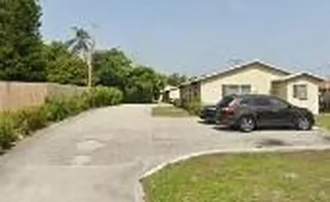2891 Gulfstream Road Palm Springs FL 33461