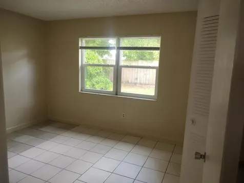2891 Gulfstream Road Palm Springs FL 33461