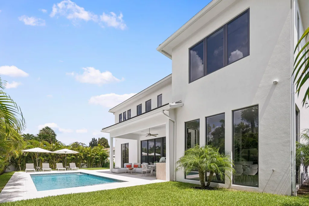 1040 NW 6th Terrace Boca Raton FL 33486