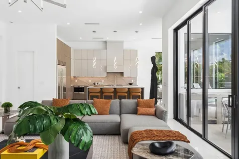 1040 NW 6th Terrace Boca Raton FL 33486