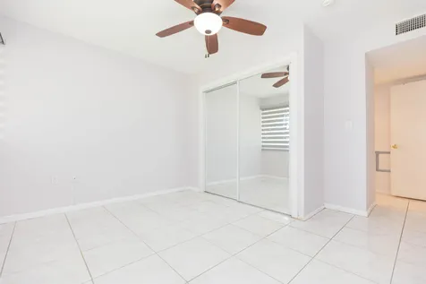 895 N Village Drive N St. Petersburg FL 33716