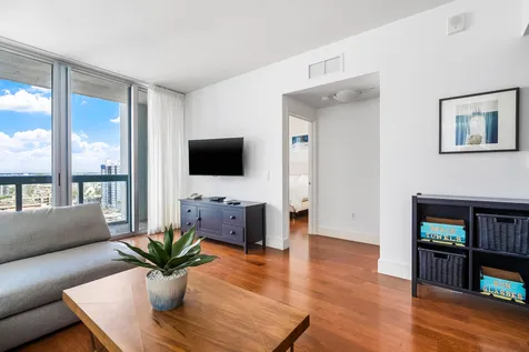 6899 Collins Avenue Miami Beach FL 33141