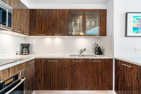 6899 Collins Avenue Miami Beach FL 33141