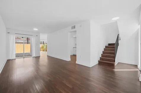 3913 NW 76th Terrace Hollywood FL 33024