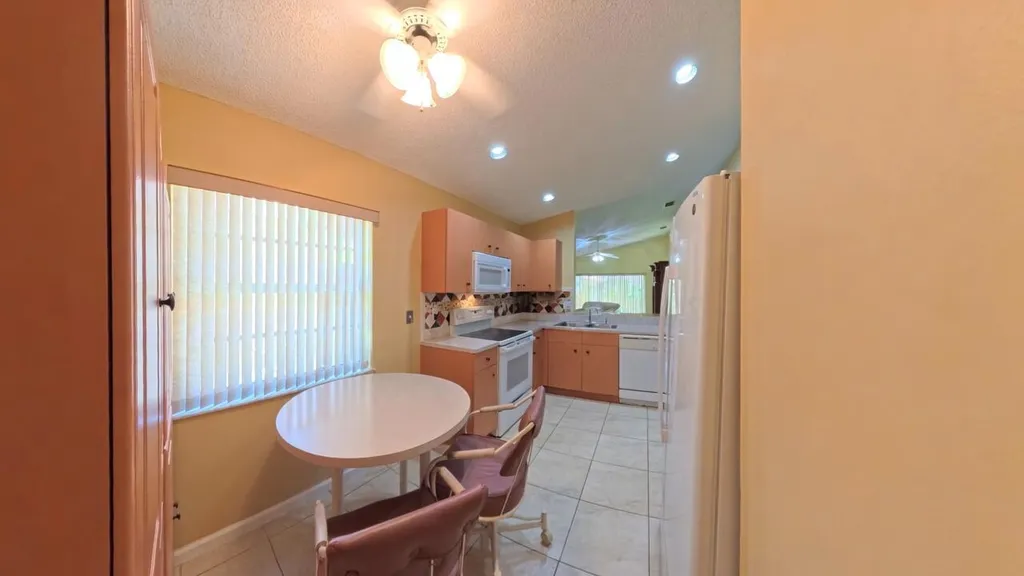 3576 Stratton Lane Boynton Beach FL 33436