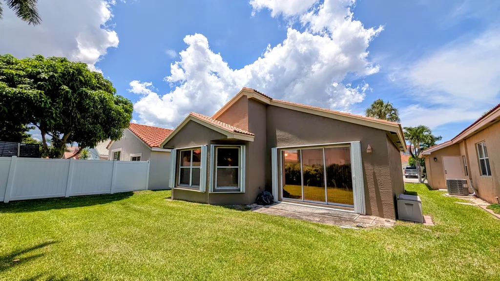 3576 Stratton Lane Boynton Beach FL 33436