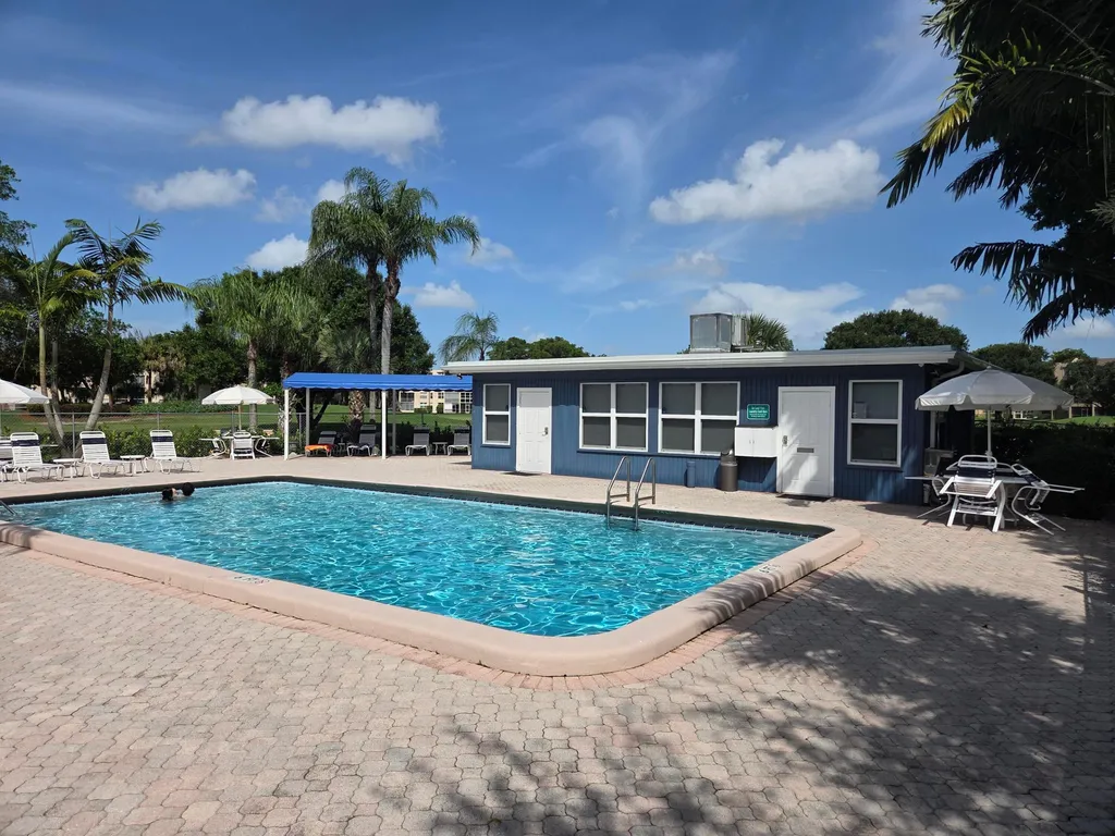 9441 Evergreen Place Davie FL 33324