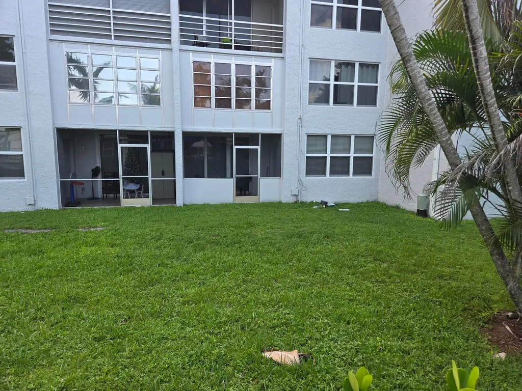 9441 Evergreen Place Davie FL 33324