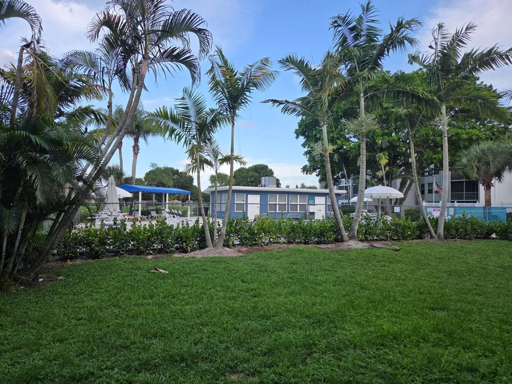 9441 Evergreen Place Davie FL 33324