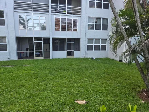9441 Evergreen Place Davie FL 33324