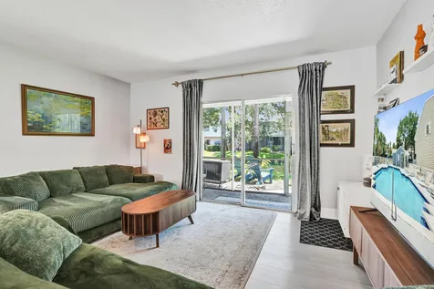 201 SW 3rd Street Pompano Beach FL 33060
