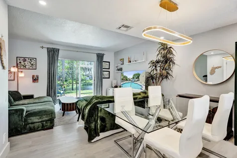 201 SW 3rd Street Pompano Beach FL 33060