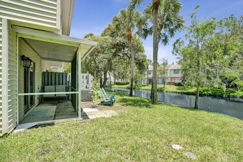 201 SW 3rd Street Pompano Beach FL 33060