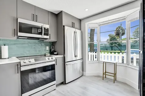 201 SW 3rd Street Pompano Beach FL 33060