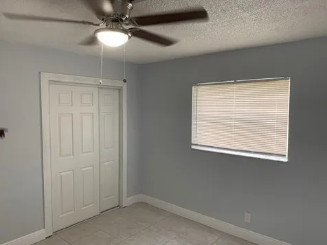 1001 SW 74th Avenue North Lauderdale FL 33068