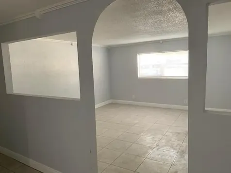 1001 SW 74th Avenue North Lauderdale FL 33068