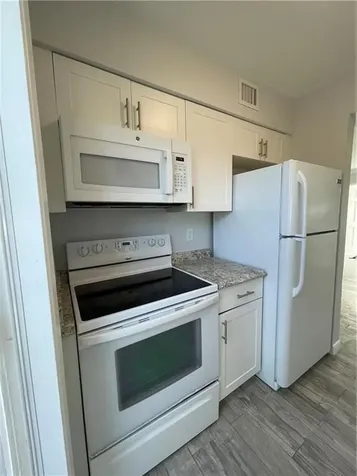 616 NE 11th Avenue Pompano Beach FL 33060