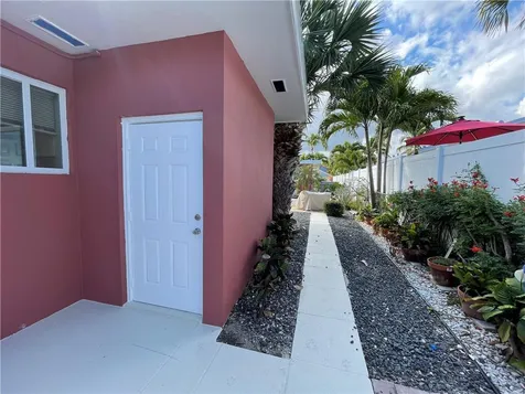 616 NE 11th Avenue Pompano Beach FL 33060