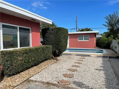 616 NE 11th Avenue Pompano Beach FL 33060