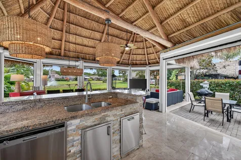 382 Sundial Circle Margate FL 33068