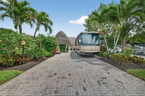 382 Sundial Circle Margate FL 33068