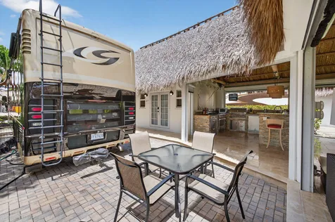 382 Sundial Circle Margate FL 33068