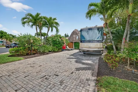 382 Sundial Circle Margate FL 33068