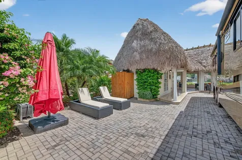 382 Sundial Circle Margate FL 33068