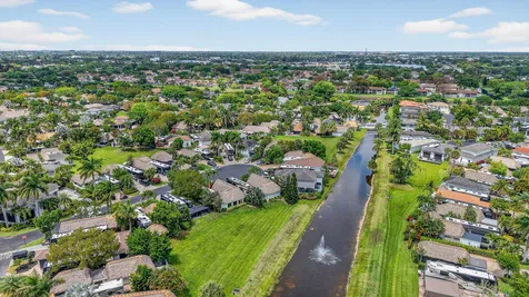 382 Sundial Circle Margate FL 33068