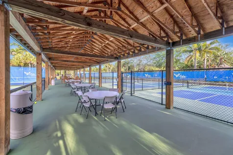 382 Sundial Circle Margate FL 33068