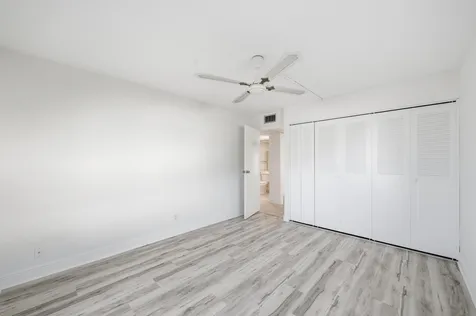 452 Brittany J Delray Beach FL 33446