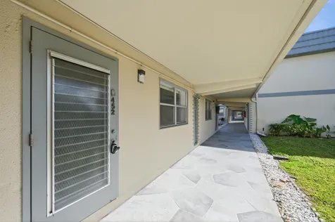 452 Brittany J Delray Beach FL 33446