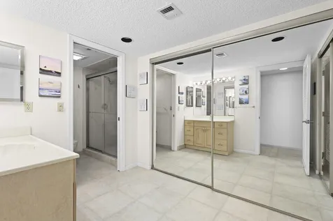 5172 SE Club Way Stuart FL 34997