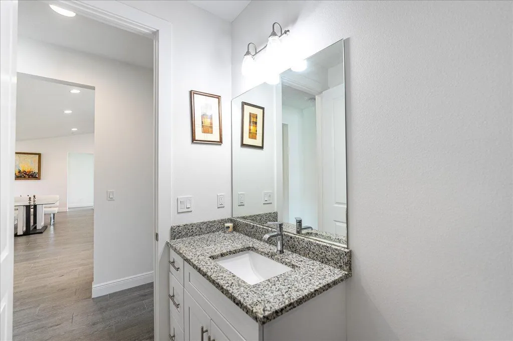 5362 NW Akbar Terrace Port St Lucie FL 34986