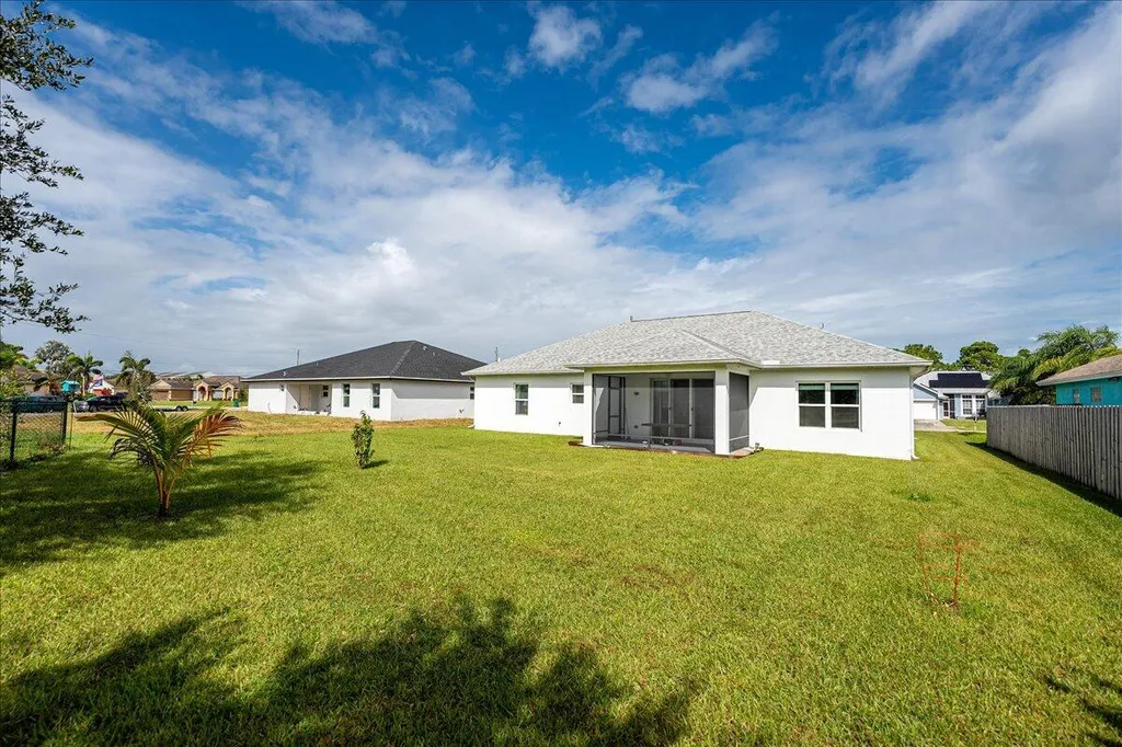 5362 NW Akbar Terrace Port St Lucie FL 34986