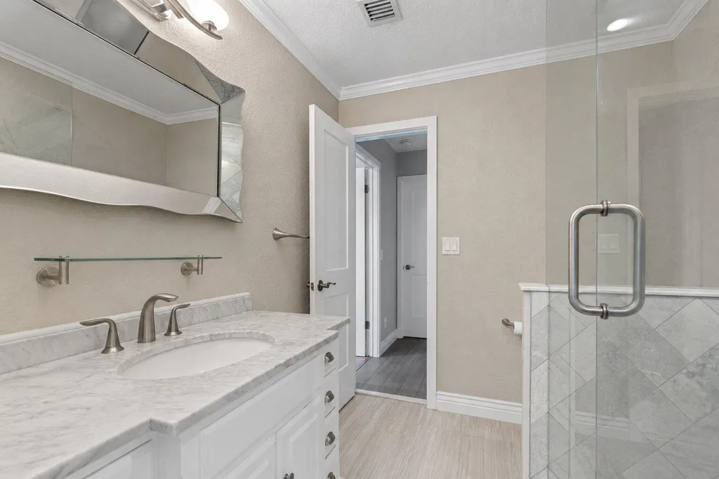 2890 SE 1st Court Boynton Beach FL 33435