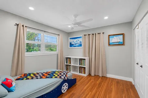 2890 SE 1st Court Boynton Beach FL 33435